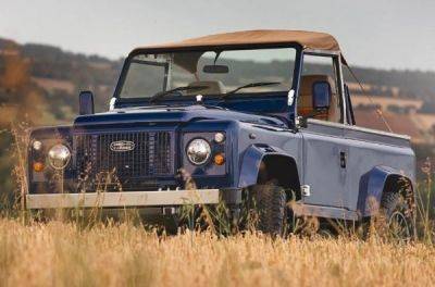 Компанія Kingsley Cars показала рестомод Land Rover Defender - news.infocar.ua