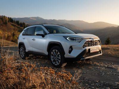 Toyota – лидер продаж среди среди SUV с пробегом - kolesa.ru - Santa Fe - Россия