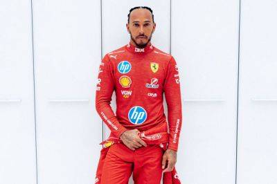 Льюис Хэмилтон - Хэмилтон опубликовал первое фото в комбинезоне Ferrari - f1news.ru