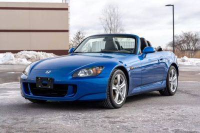 На продаж виставили бездоганний Honda S2000 у кольорі Laguna Blue (фото) - autocentre.ua