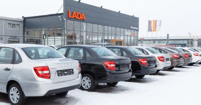 Максим Соколов - На складах — 100 000 непроданных авто: новые Lada не хотят покупать - focus.ua - Украина - Moscow